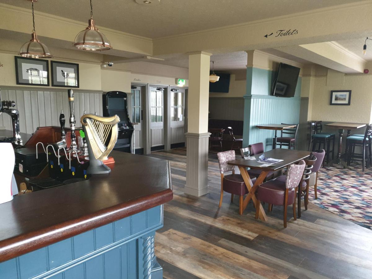 The Ivanhoe Hotel Scarborough 스칼비 외부 사진